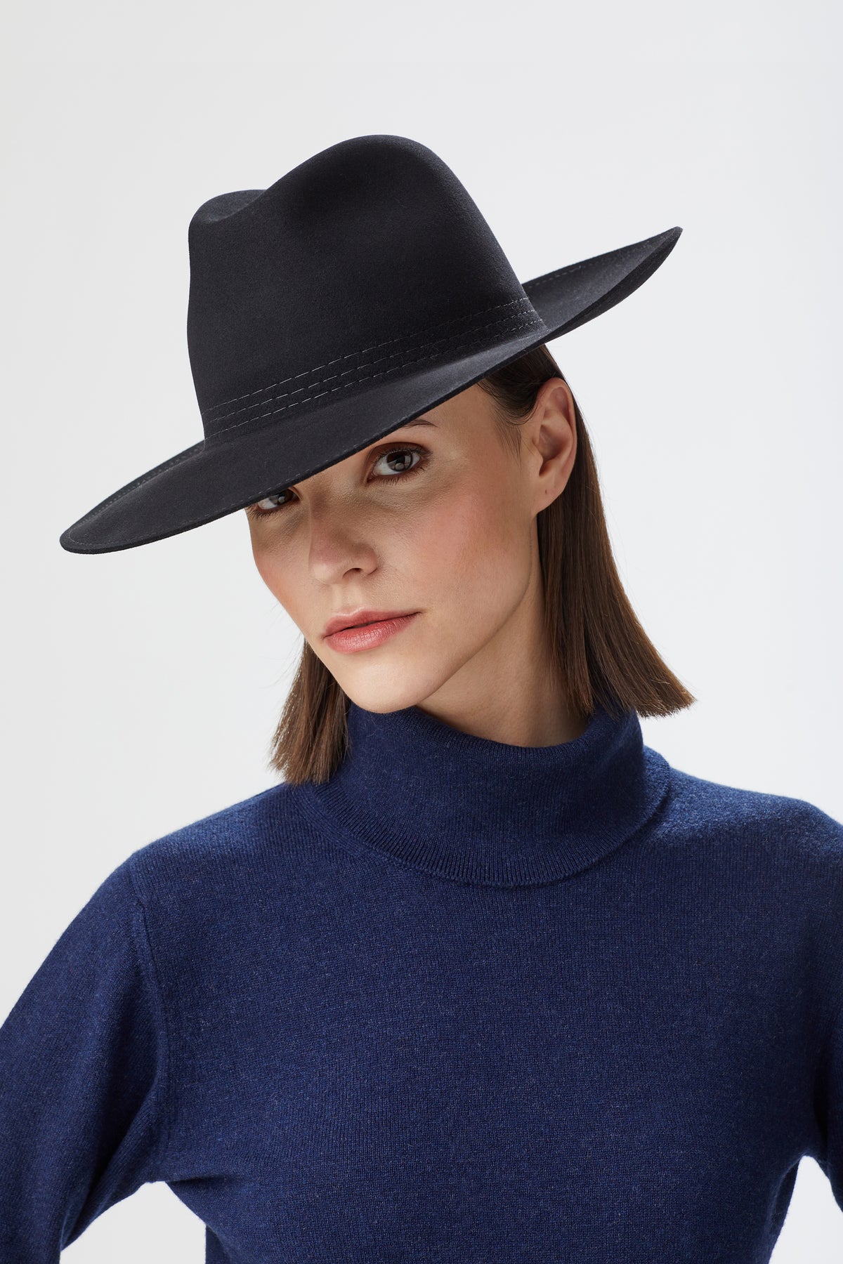 HEPWORTH BLACK WOOL FELT FEDORA HAT WITH DOUBLE-ROW STITCHED TRIM