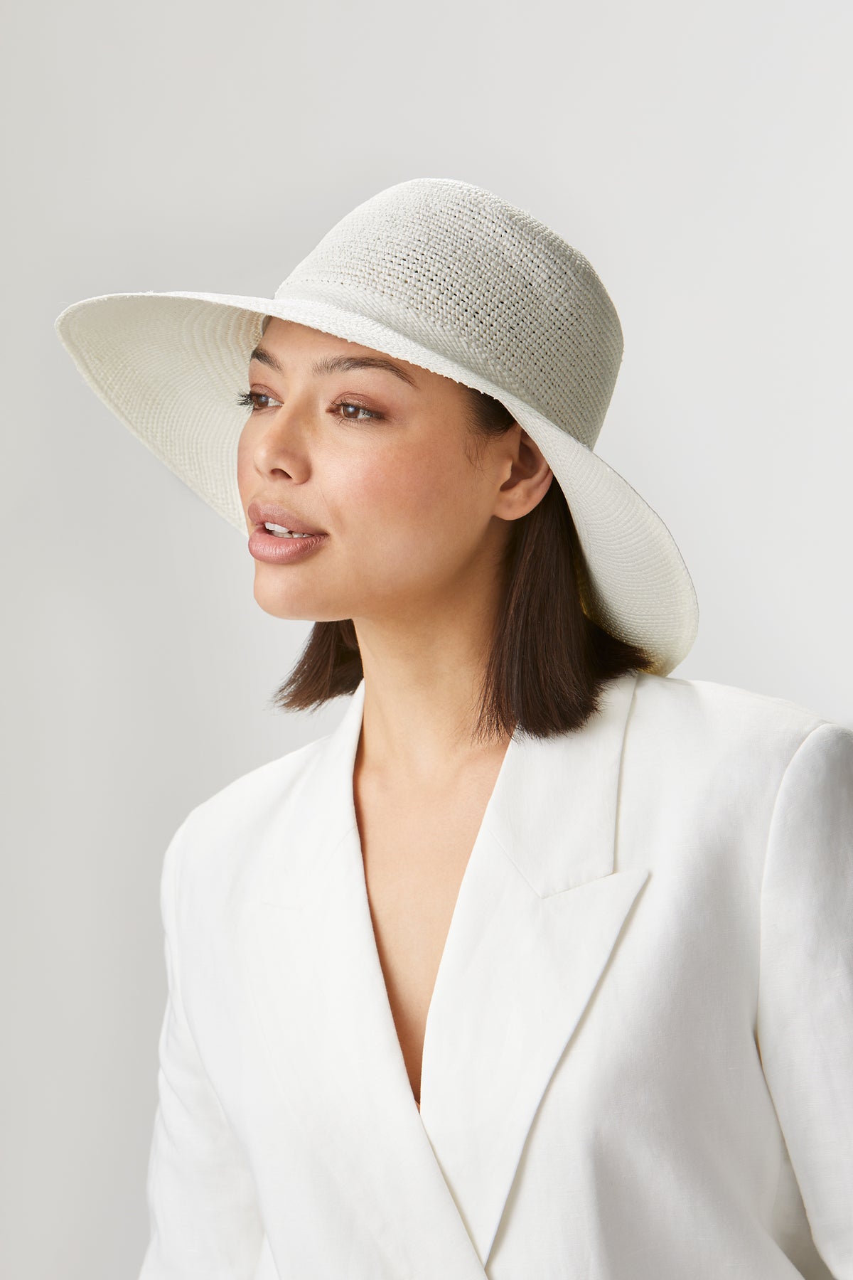 WIDE-BRIM CREAM STRAW SUN HAT - Lock & Co. Hatters London UK