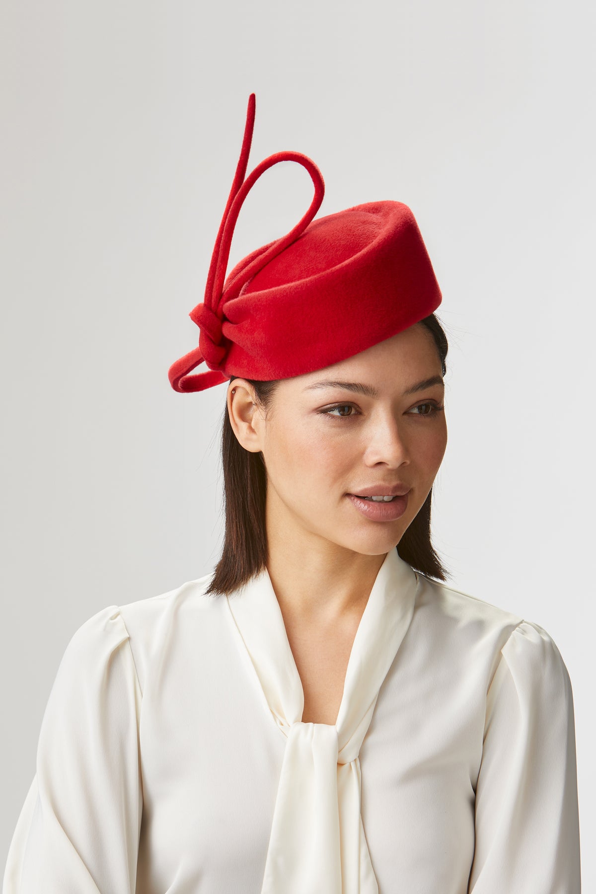 RED VELOUR FELT COUTURE PILLBOX HAT WITH BOW DETAIL - Lock & Co. Hatters London UK