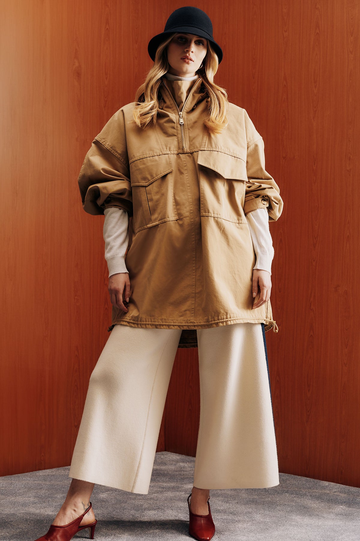 Michele Navy Rollable Cloche