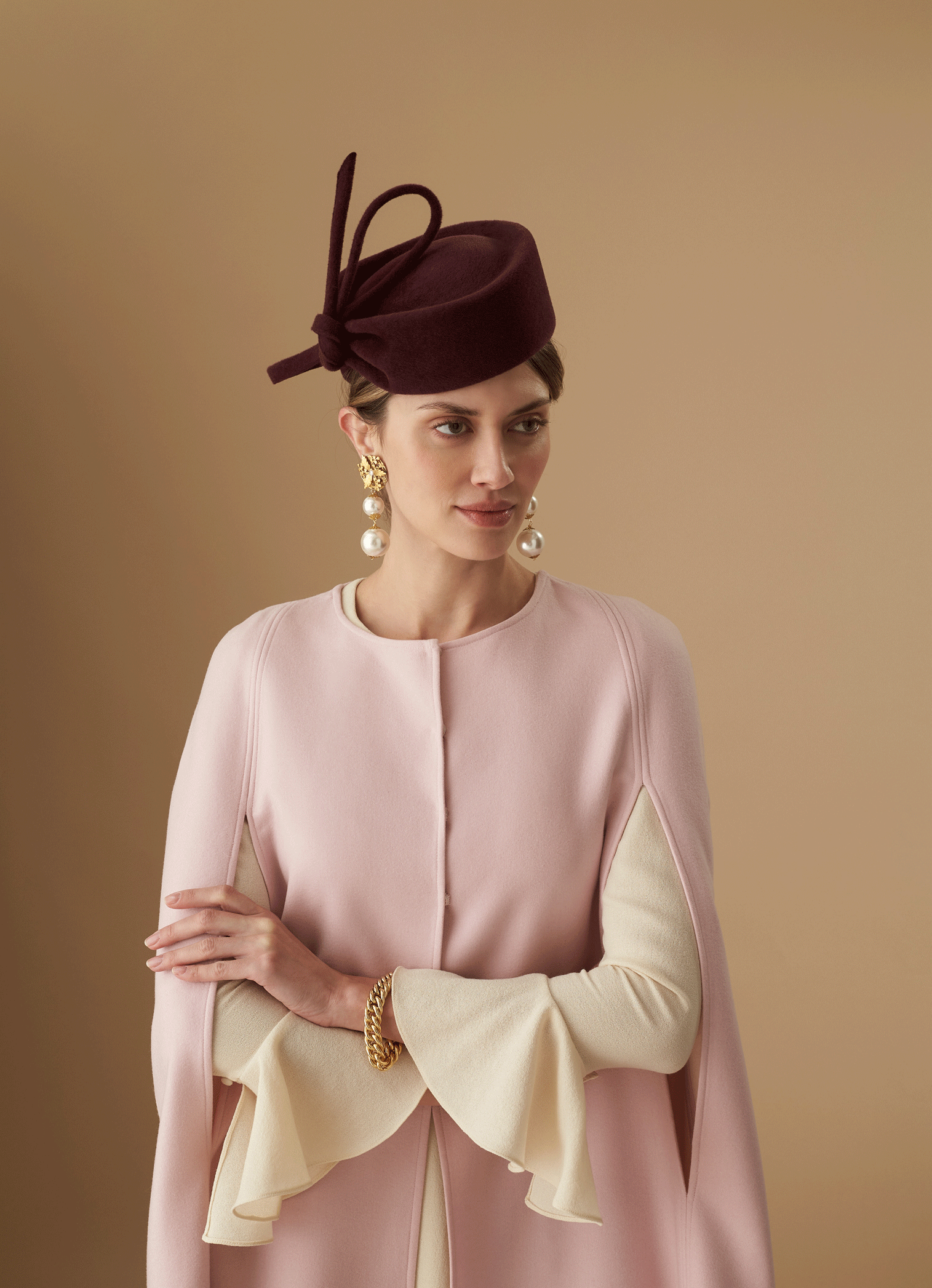 WOMEN'S BURGUNDY VELOUR FELT COUTURE PILLBOX HAT WITH BOW DETAIL