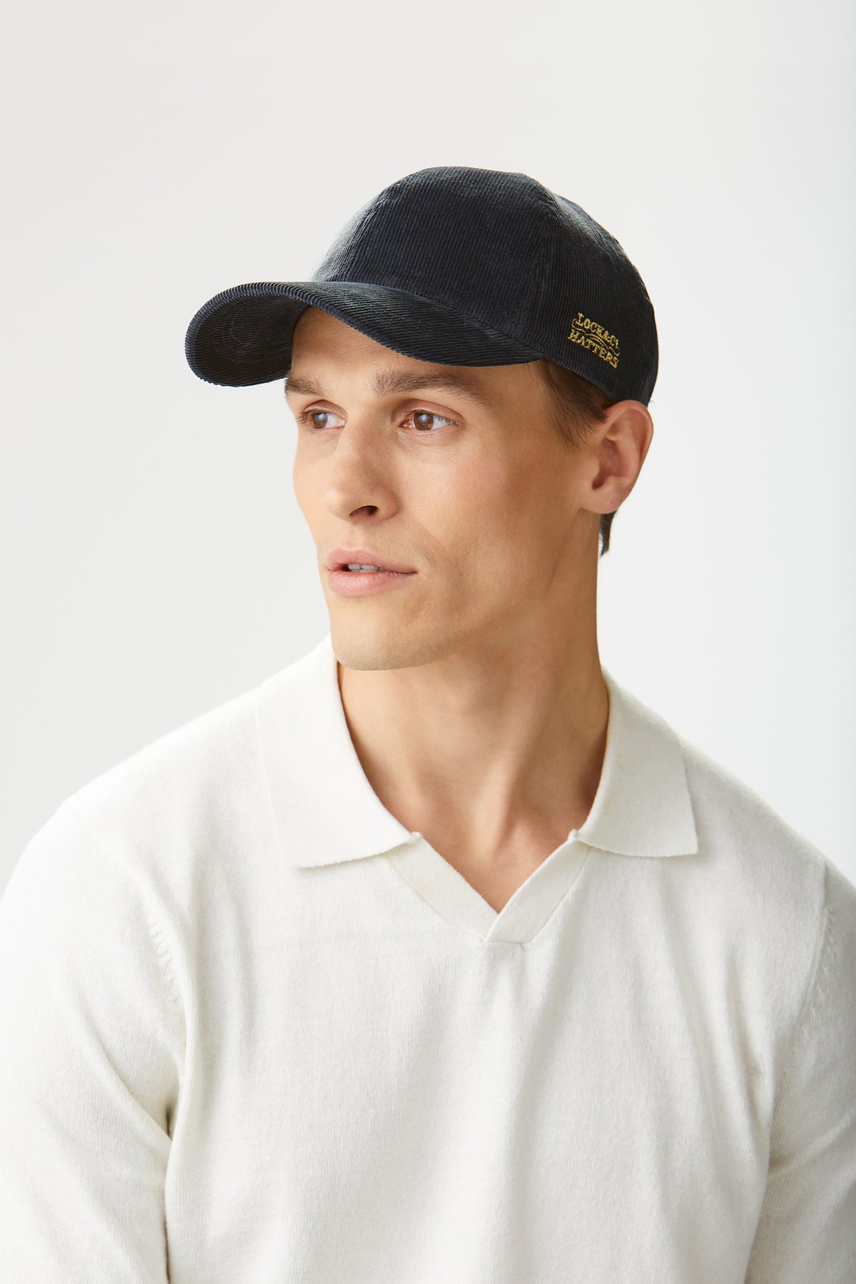 ADJUSTABLE GREY CORDUROY BASEBALL CAP
