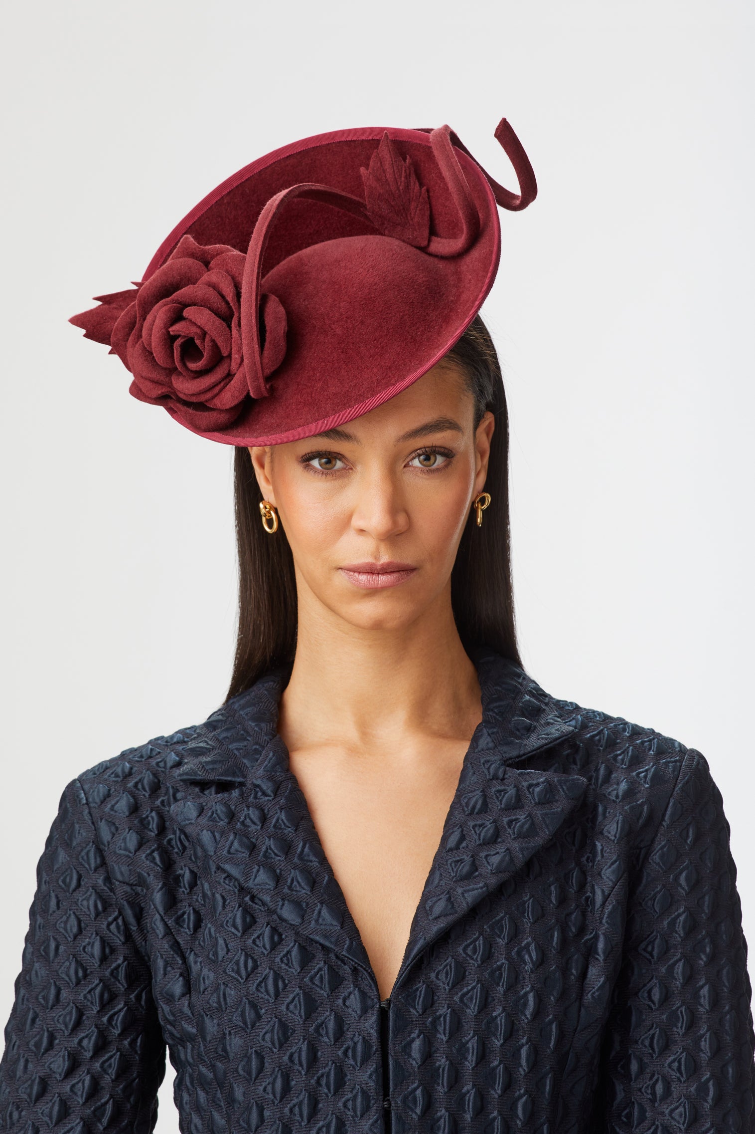 WOMEN'S BURGUNDY FELT COUTURE PERCHER HAT WITH ROSE AND VINE DETAILING