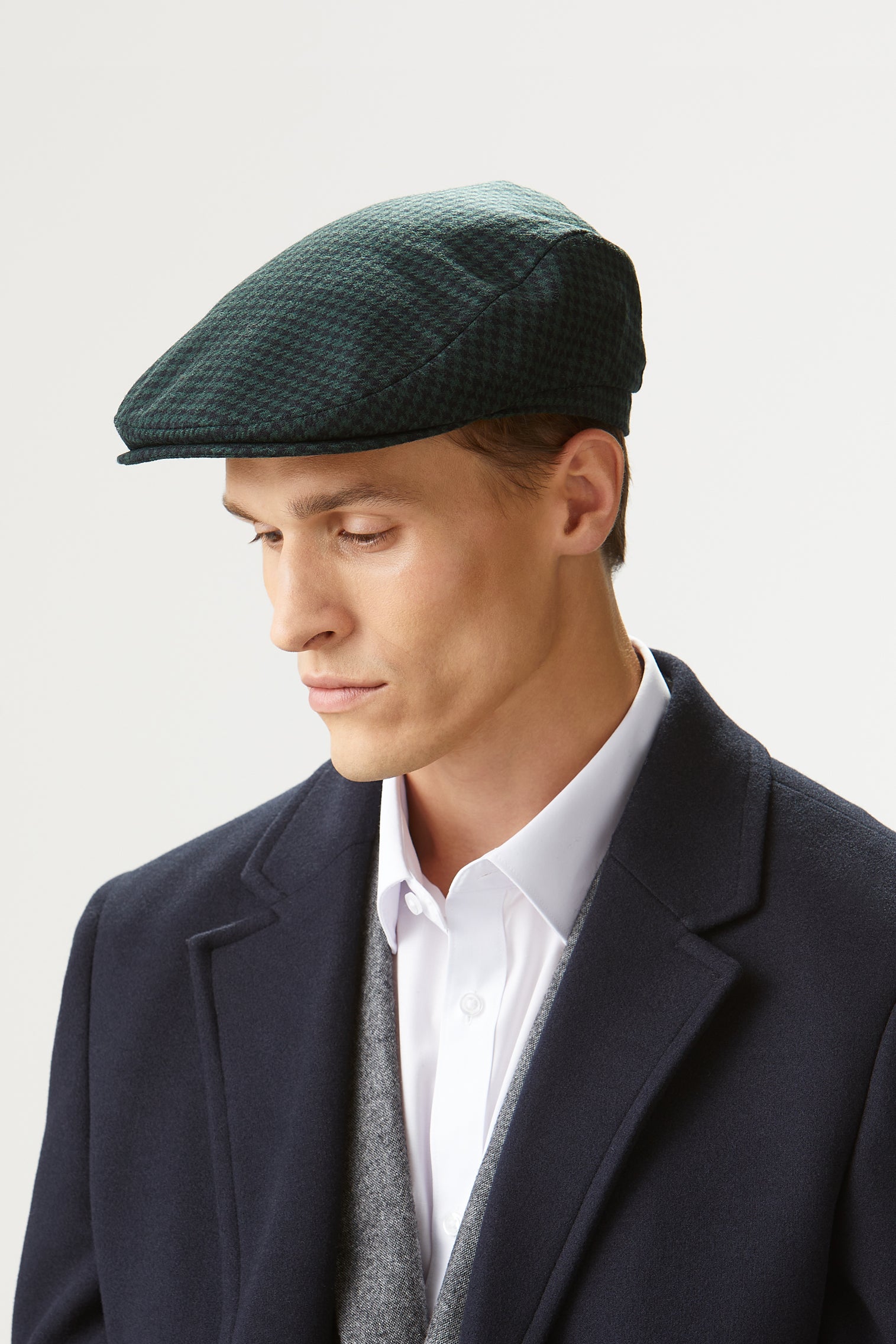 Grosvenor Houndstooth Flat Cap - New Season Men's Hats - Lock & Co. Hatters London UK