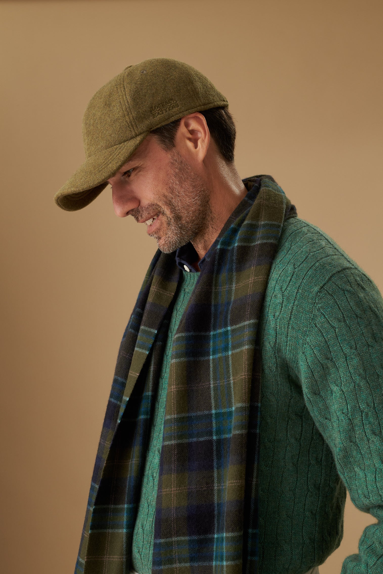 UNISEX ADJUSTABLE GREEN CASHMERE BASEBALL CAP