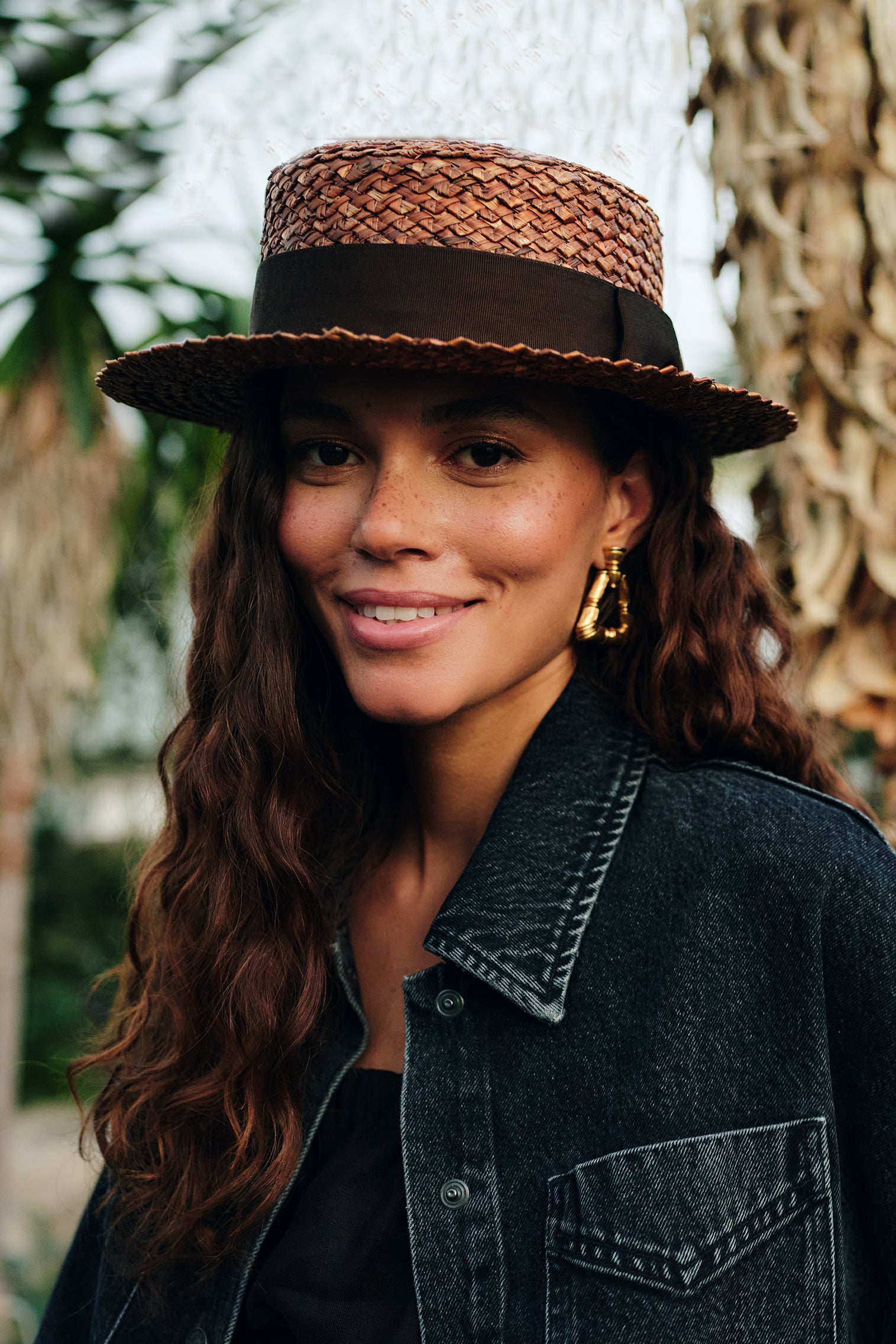 UNISEX BROWN COARSE WOVEN WHEAT LEAVES STRAW BOATER HAT WITH A BROWN GROSGRAIN BAND