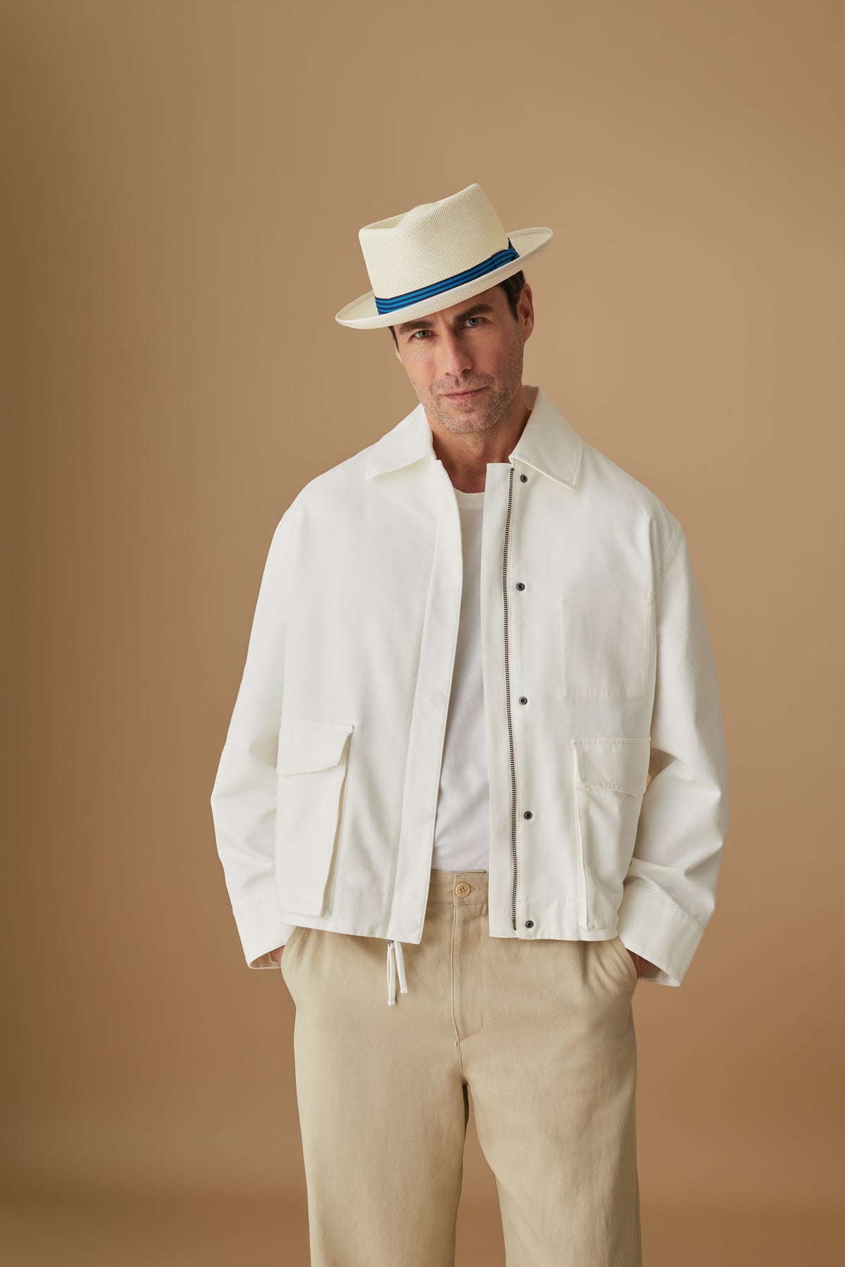 WHITE PANAMA HAT WITH A NAVY/BLUE STRIPED RIBBON - Lock & Co. Hatters London UK
            