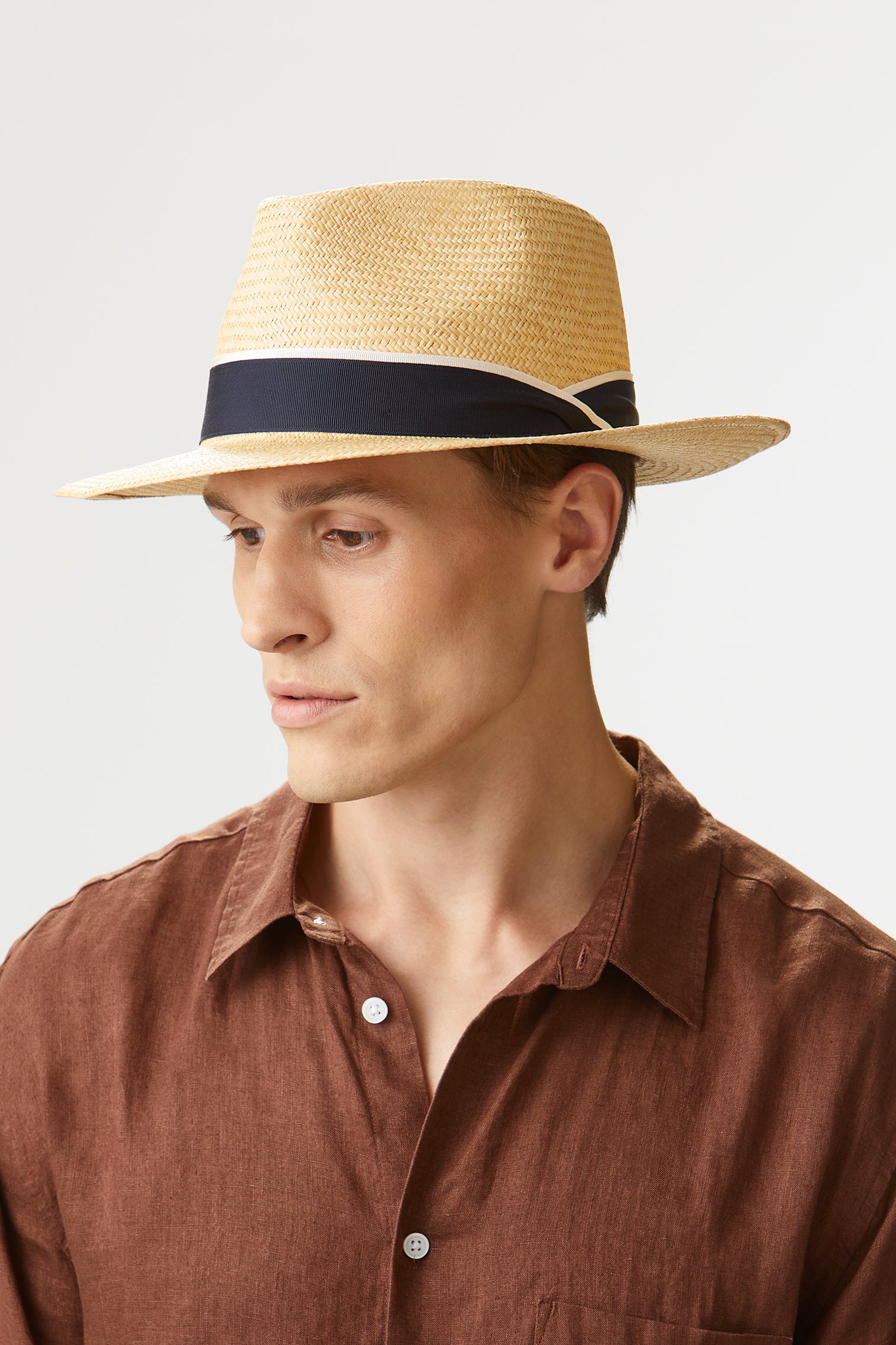 GOLDEN QEST PANAMA HAT WITH NAVY AND WHITE BAND